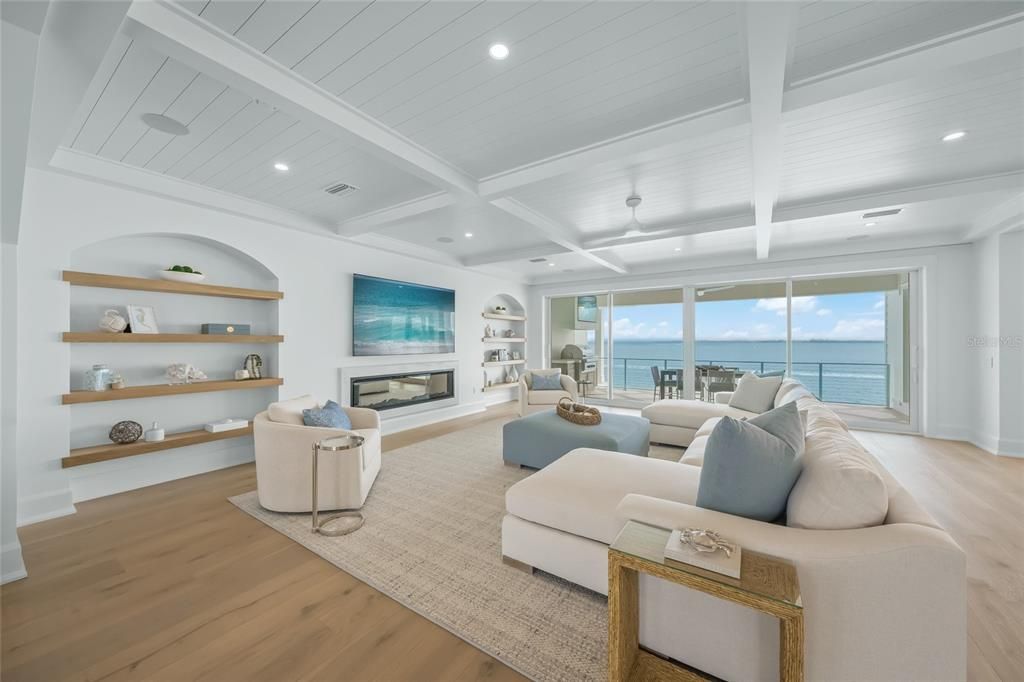 For Sale: $8,995,000 (5 beds, 6 baths, 5332 Square Feet)