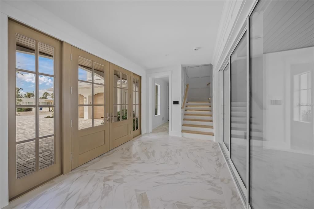 For Sale: $8,995,000 (5 beds, 6 baths, 5332 Square Feet)