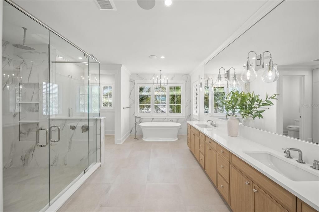 For Sale: $8,995,000 (5 beds, 6 baths, 5332 Square Feet)