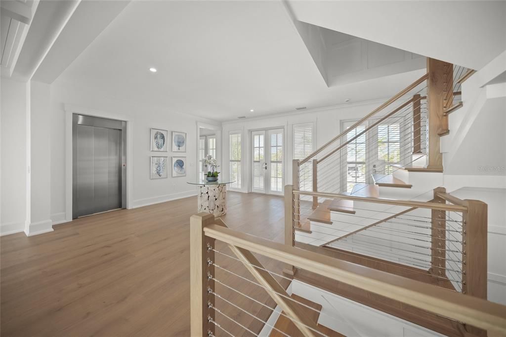 For Sale: $8,995,000 (5 beds, 6 baths, 5332 Square Feet)