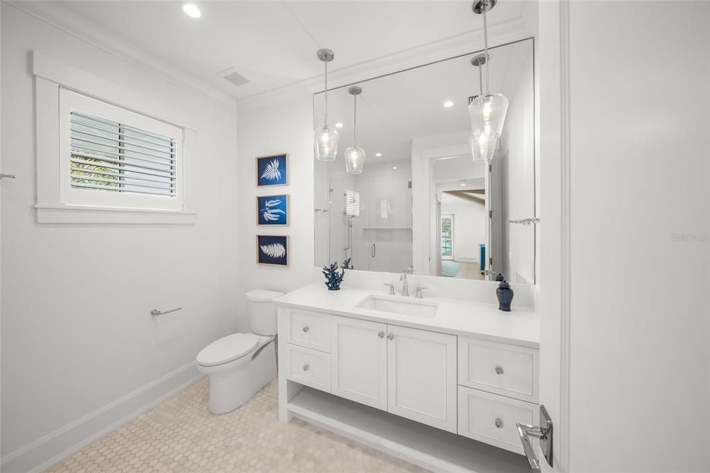 For Sale: $8,995,000 (5 beds, 6 baths, 5332 Square Feet)