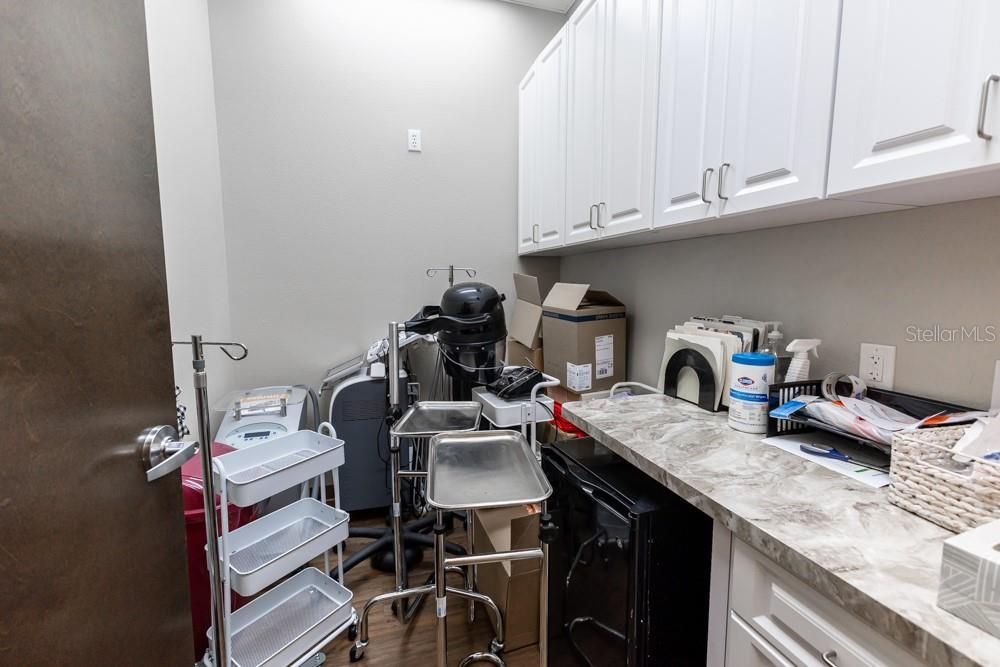 For Sale: $1,300,000 (0 beds, 0 baths, 3776 Square Feet)