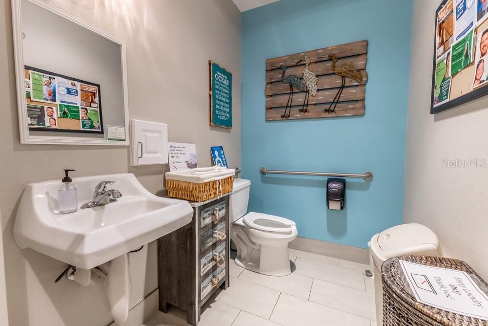 For Sale: $1,300,000 (0 beds, 0 baths, 3776 Square Feet)