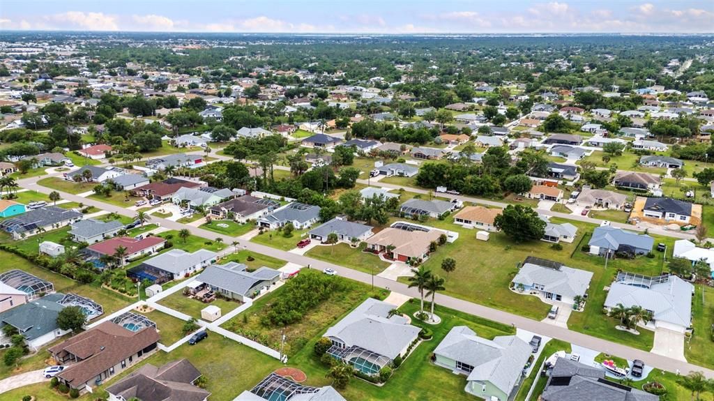 En Venta: $434,900 (3 camas, 2 baños, 2072 Pies cuadrados)