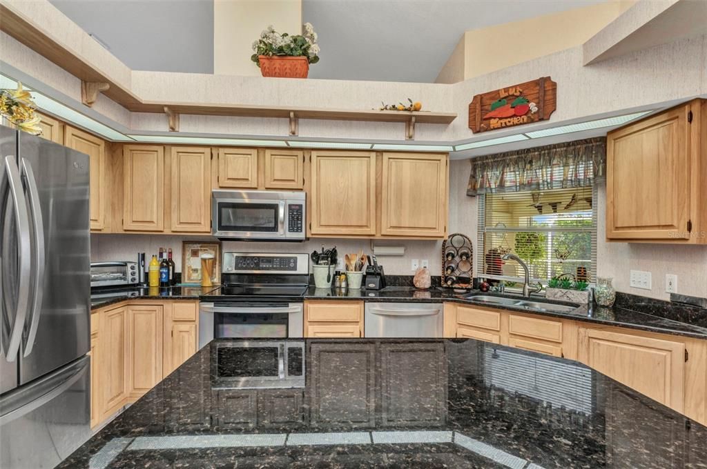 En Venta: $434,900 (3 camas, 2 baños, 2072 Pies cuadrados)