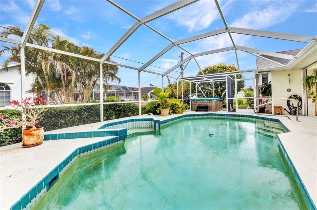 En Venta: $434,900 (3 camas, 2 baños, 2072 Pies cuadrados)