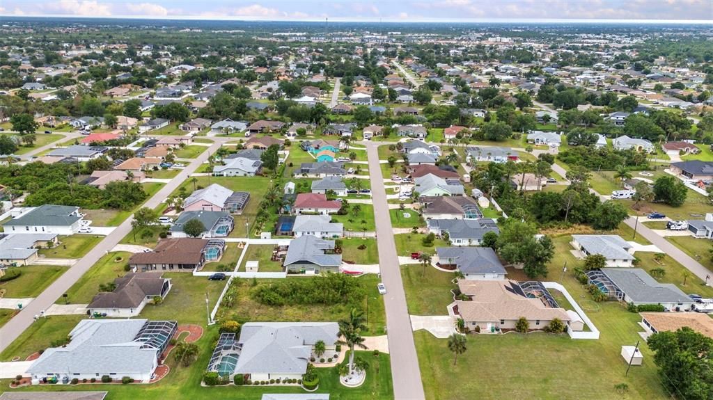 En Venta: $434,900 (3 camas, 2 baños, 2072 Pies cuadrados)