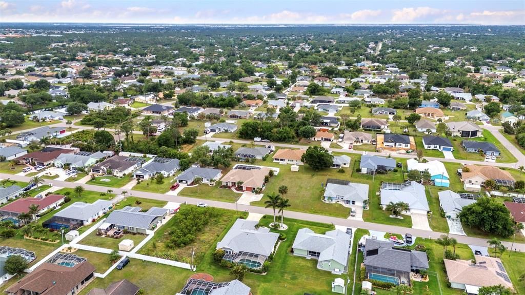 En Venta: $434,900 (3 camas, 2 baños, 2072 Pies cuadrados)