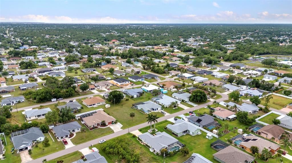 En Venta: $434,900 (3 camas, 2 baños, 2072 Pies cuadrados)