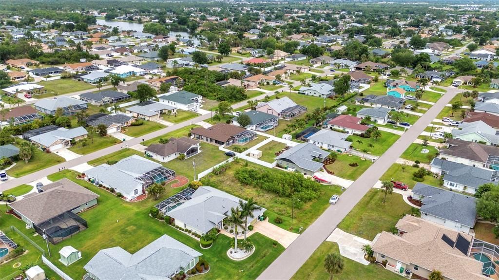 En Venta: $434,900 (3 camas, 2 baños, 2072 Pies cuadrados)