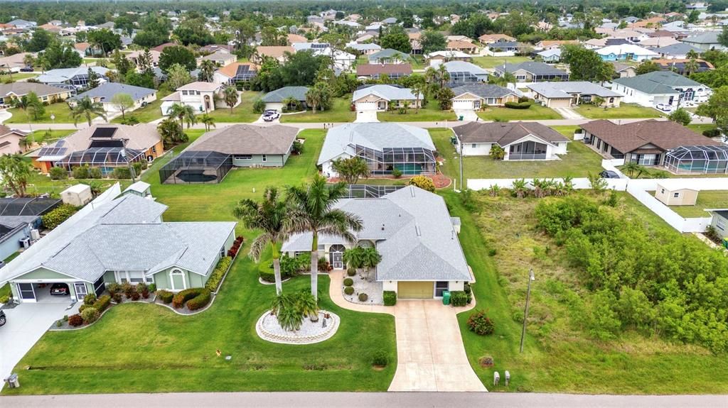 En Venta: $434,900 (3 camas, 2 baños, 2072 Pies cuadrados)