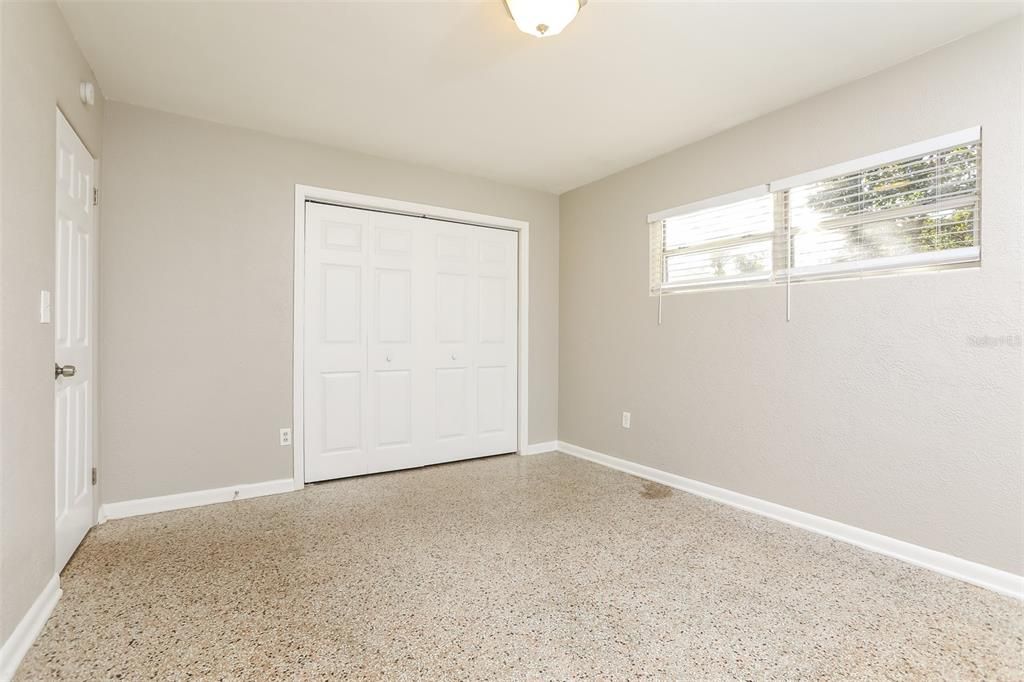 For Rent: $1,925 (3 beds, 1 baths, 1192 Square Feet)