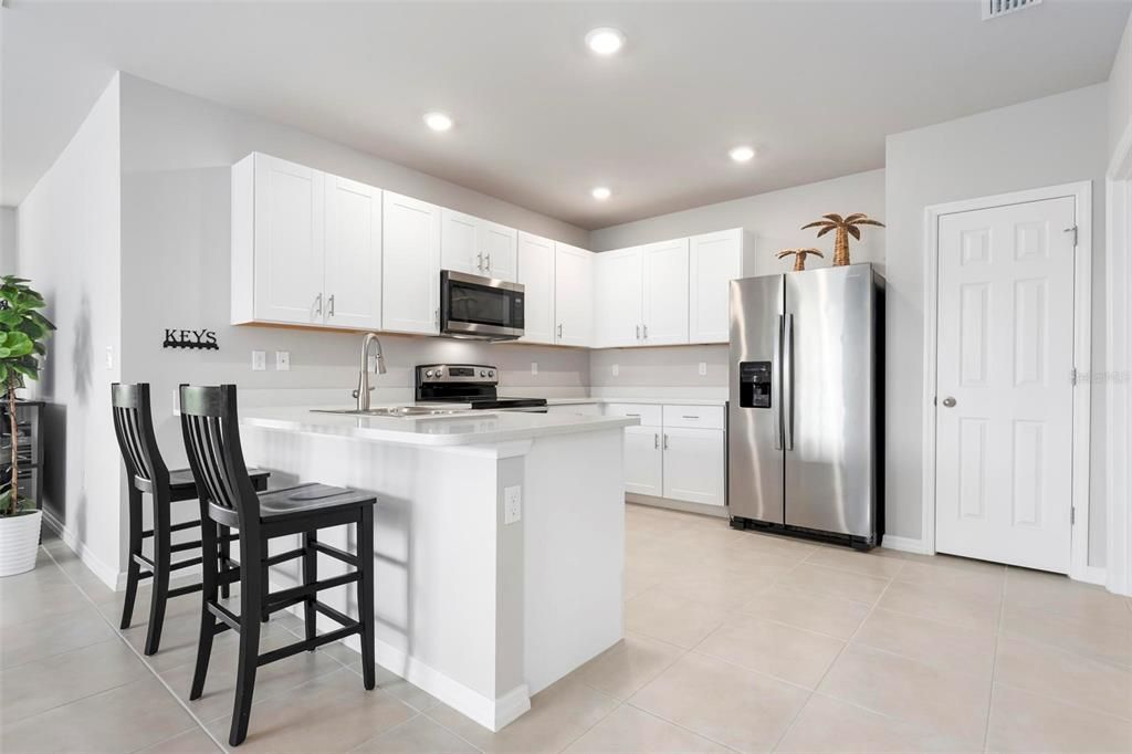 Activo con contrato: $255,000 (2 camas, 2 baños, 1516 Pies cuadrados)