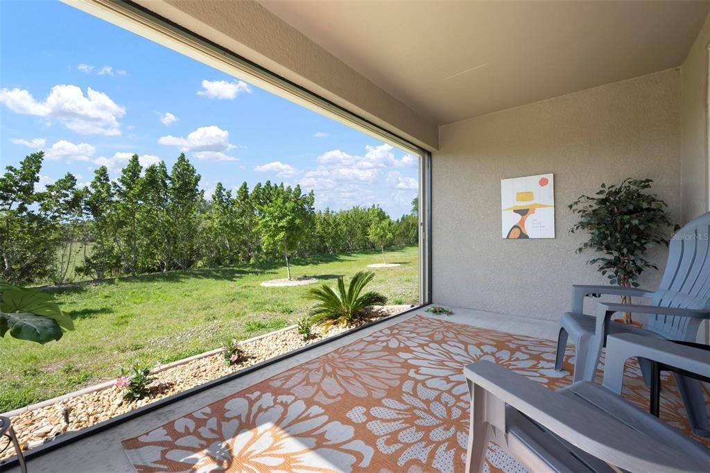 Activo con contrato: $255,000 (2 camas, 2 baños, 1516 Pies cuadrados)