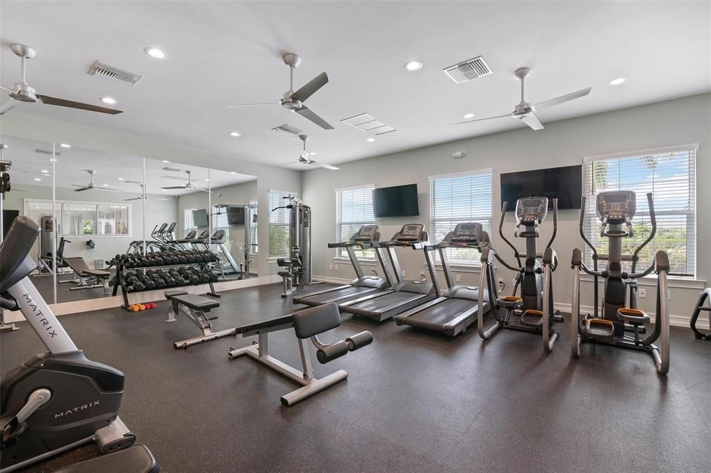 Activo con contrato: $255,000 (2 camas, 2 baños, 1516 Pies cuadrados)