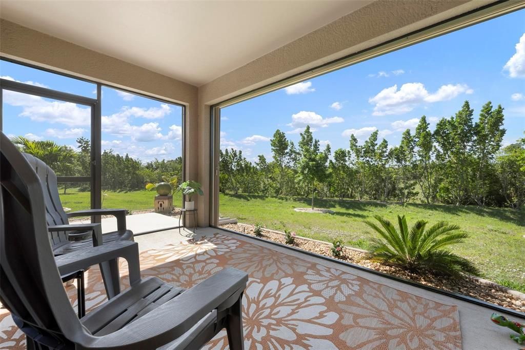 Activo con contrato: $255,000 (2 camas, 2 baños, 1516 Pies cuadrados)