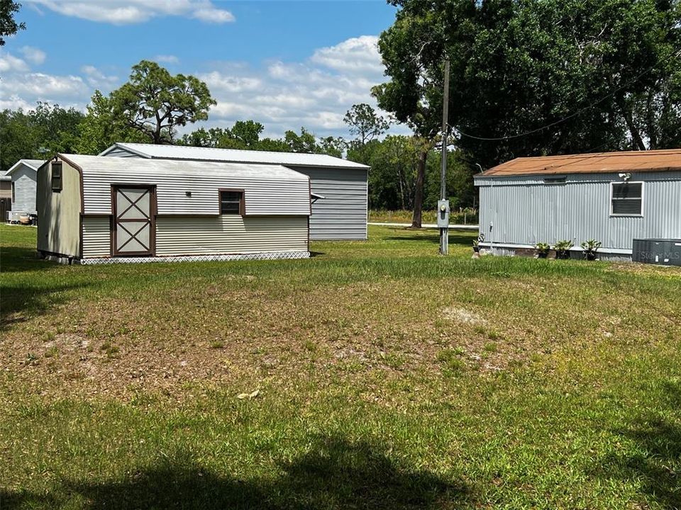 На продажу: $230,000 (2 спален, 2 ванн, 1060 Квадратных фут)