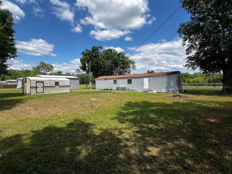 На продажу: $230,000 (2 спален, 2 ванн, 1060 Квадратных фут)