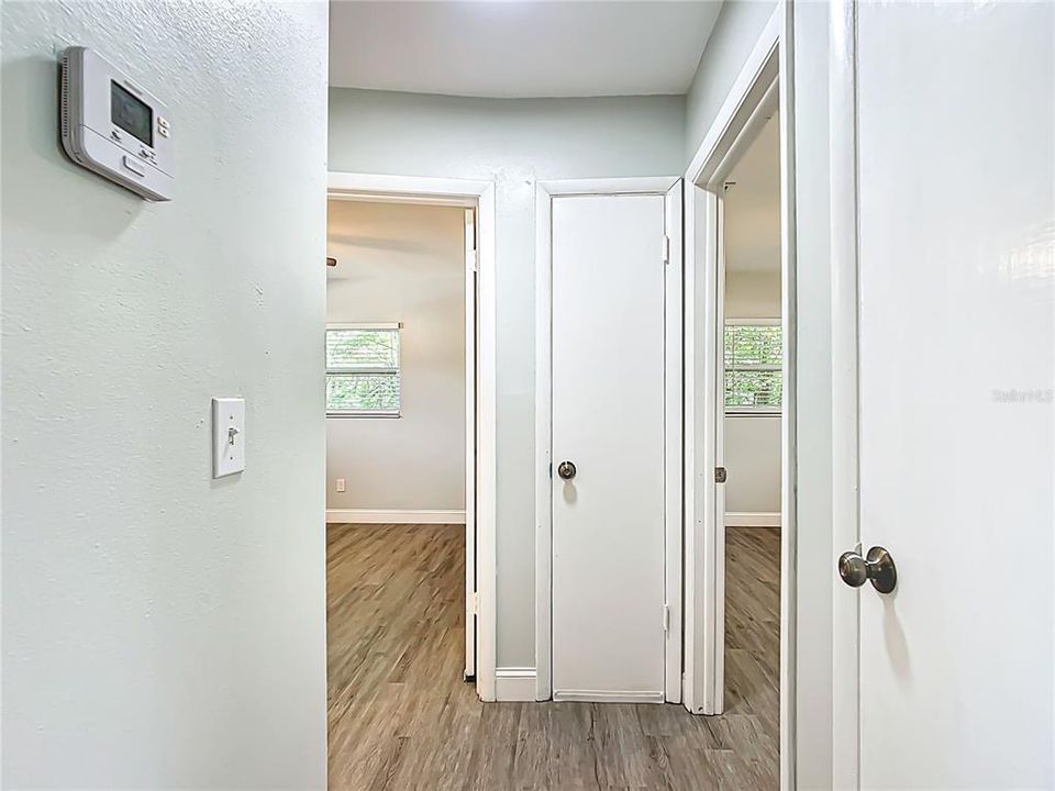 На продажу: $265,000 (3 спален, 2 ванн, 1707 Квадратных фут)