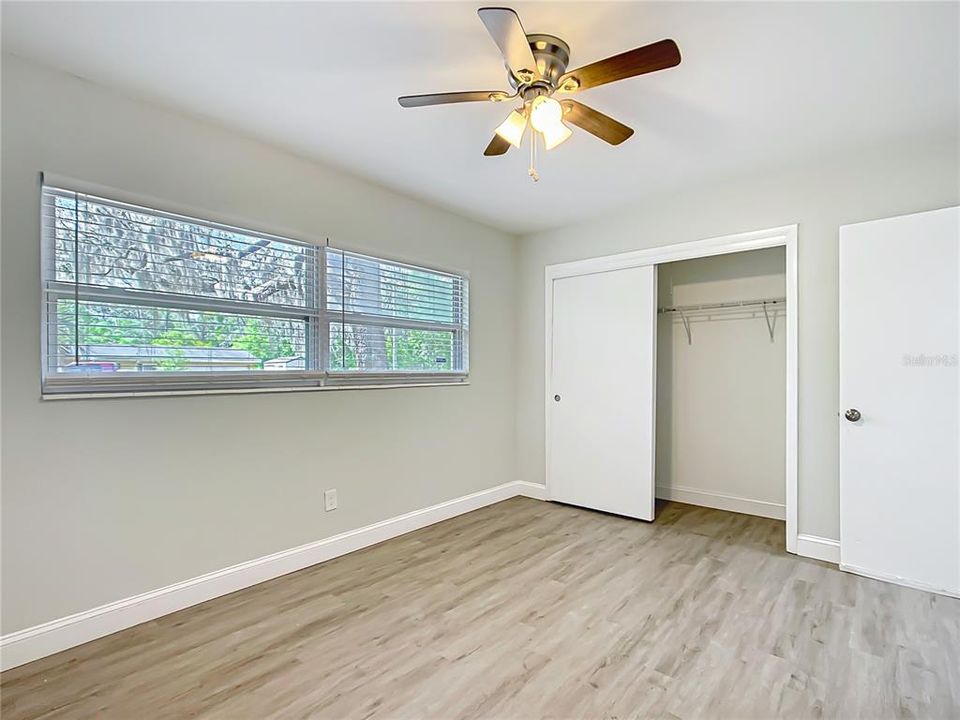 На продажу: $265,000 (3 спален, 2 ванн, 1707 Квадратных фут)