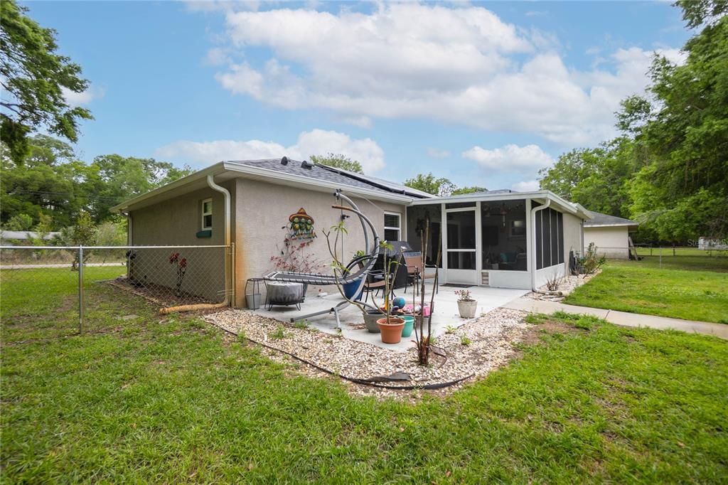 For Sale: $625,900 (3 beds, 2 baths, 1396 Square Feet)