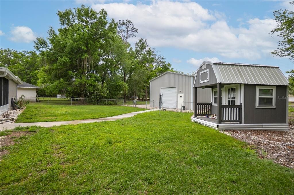 For Sale: $625,900 (3 beds, 2 baths, 1396 Square Feet)