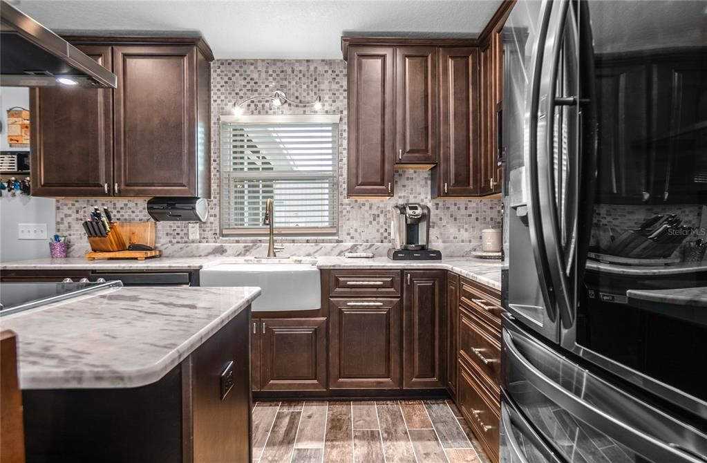 For Sale: $625,900 (3 beds, 2 baths, 1396 Square Feet)