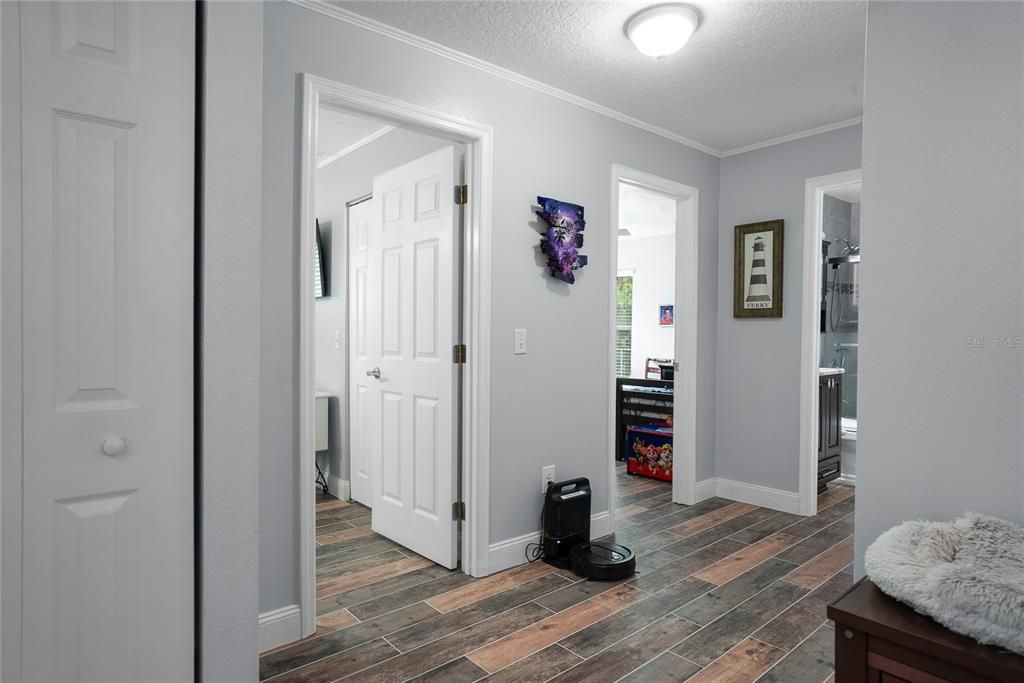 For Sale: $625,900 (3 beds, 2 baths, 1396 Square Feet)