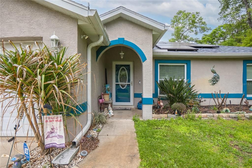 For Sale: $625,900 (3 beds, 2 baths, 1396 Square Feet)