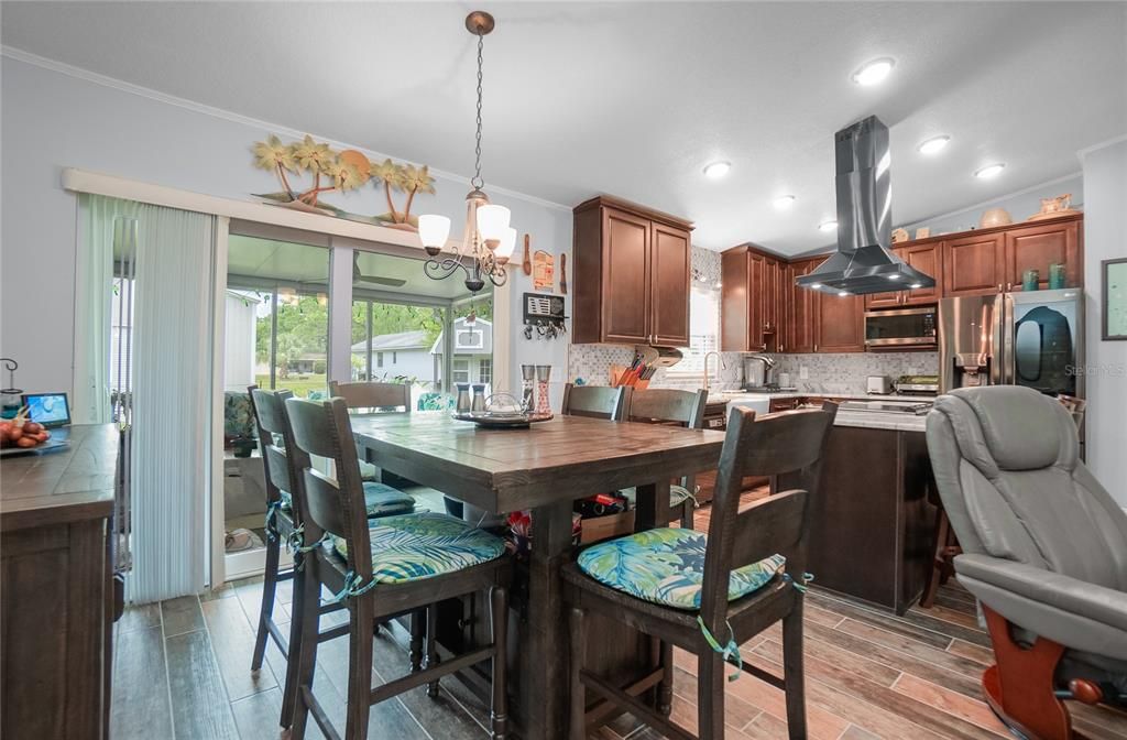 For Sale: $625,900 (3 beds, 2 baths, 1396 Square Feet)