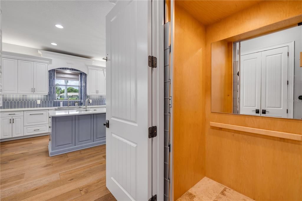 待售: $4,950,000 (4 贝兹, 5 浴室, 4660 平方英尺)