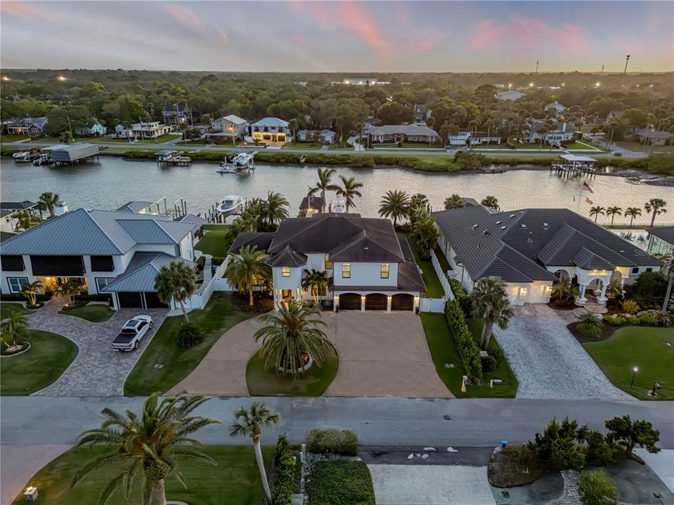 待售: $4,950,000 (4 贝兹, 5 浴室, 4660 平方英尺)