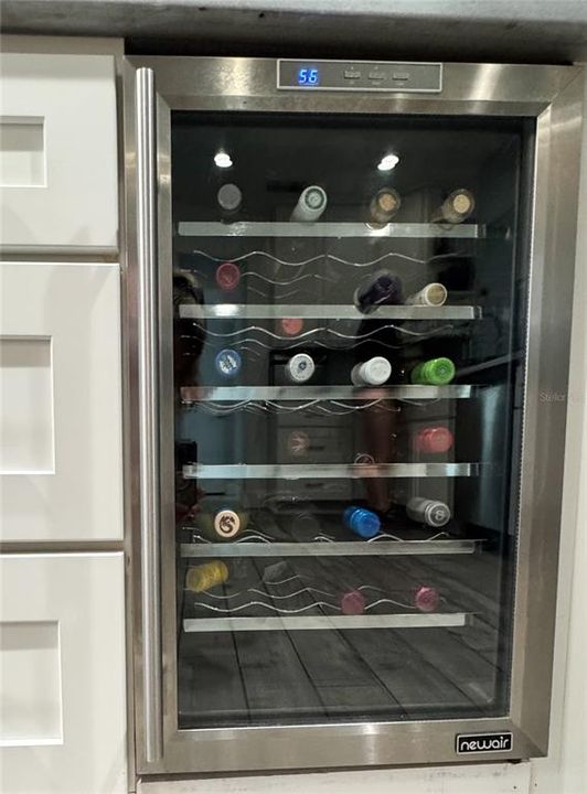 For Sale: $679,999 (4 beds, 3 baths, 1898 Square Feet)