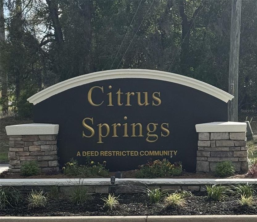 待售: $18,000 (0.23 acres)