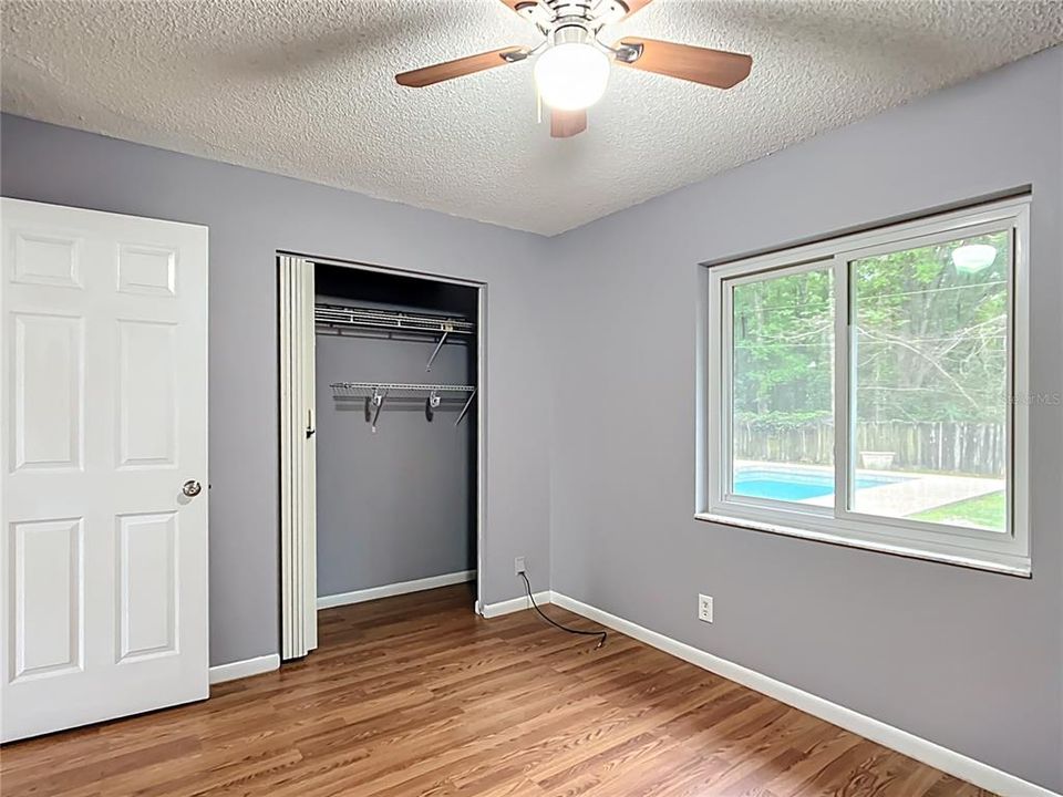 Active With Contract: $209,900 (3 beds, 1 baths, 1092 Square Feet)