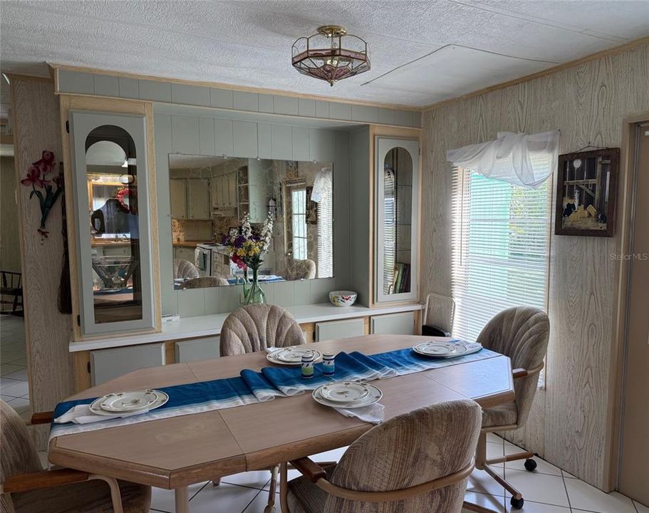 Activo con contrato: $175,000 (2 camas, 2 baños, 1248 Pies cuadrados)