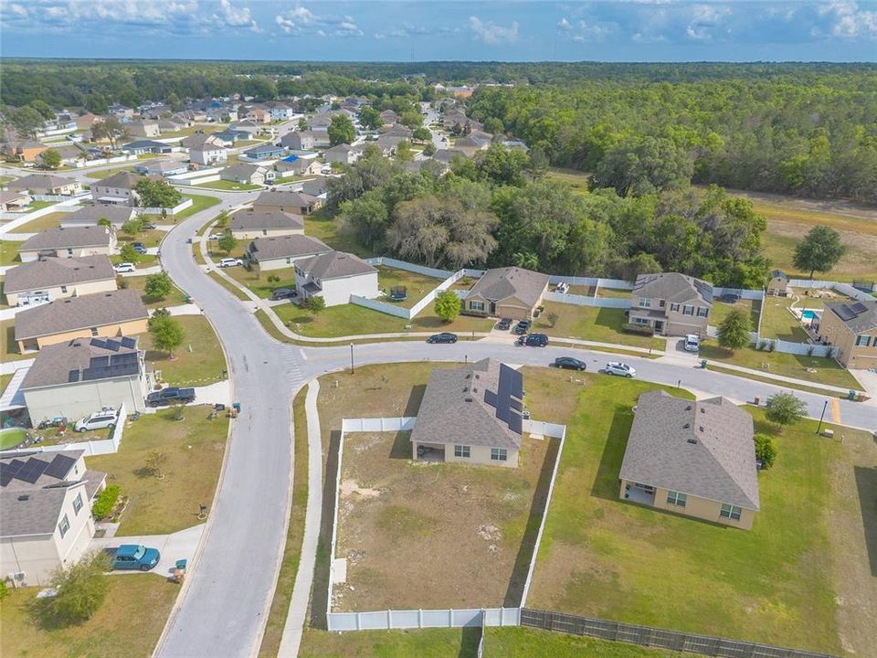 For Sale: $325,000 (3 beds, 2 baths, 1670 Square Feet)