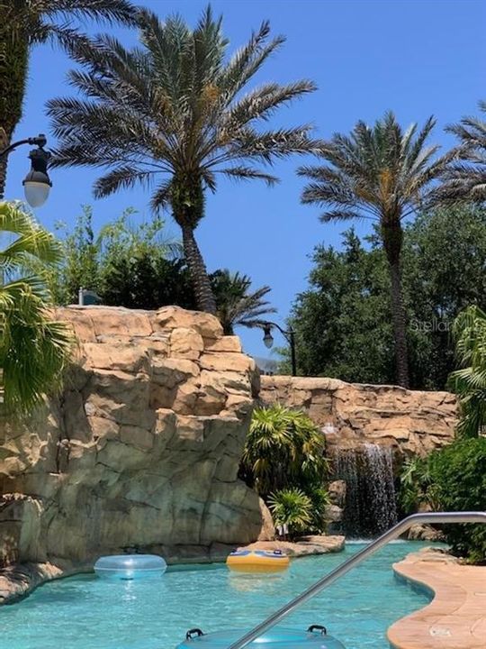 Active With Contract: $194,900 (1 beds, 1 baths, 823 Square Feet)