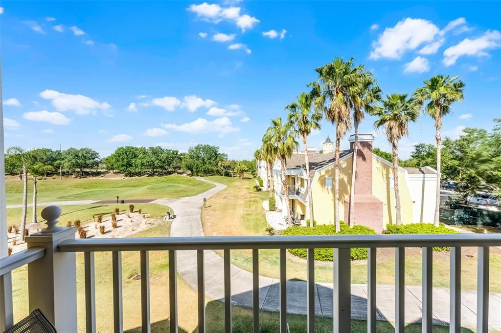 Active With Contract: $194,900 (1 beds, 1 baths, 823 Square Feet)