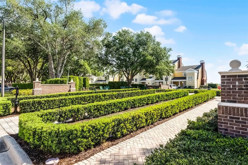 Active With Contract: $194,900 (1 beds, 1 baths, 823 Square Feet)