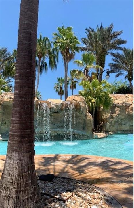 Active With Contract: $194,900 (1 beds, 1 baths, 823 Square Feet)