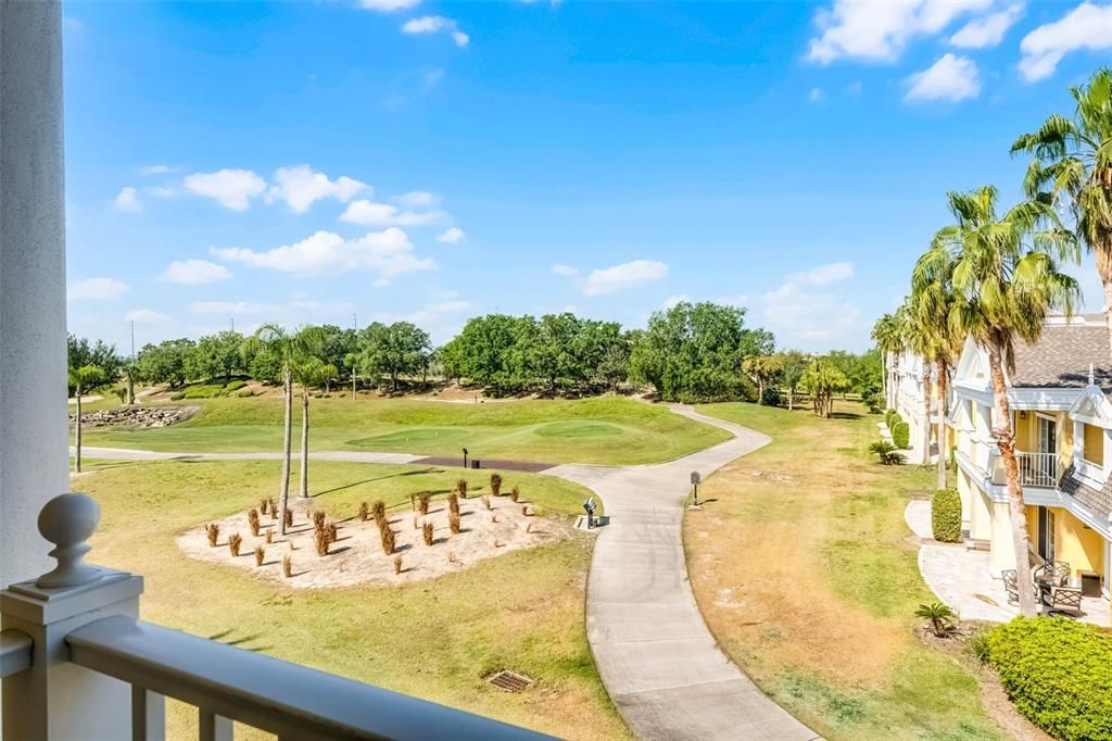 Active With Contract: $194,900 (1 beds, 1 baths, 823 Square Feet)