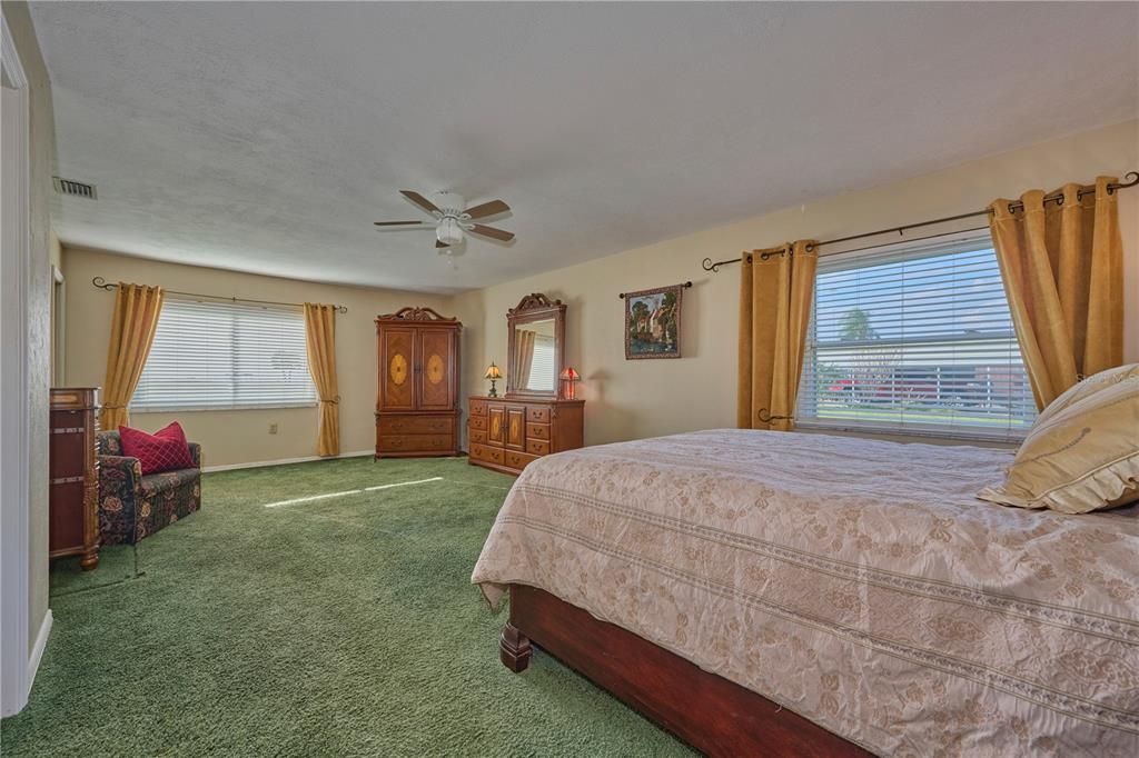 На продажу: $450,000 (2 спален, 2 ванн, 1634 Квадратных фут)