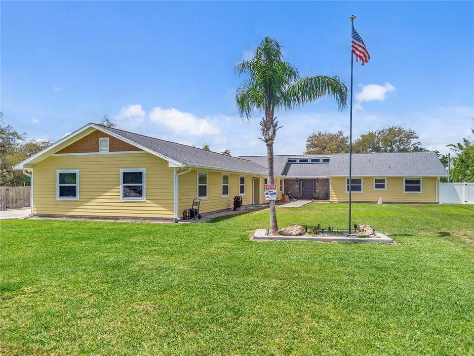 Active With Contract: $674,999 (4 beds, 2 baths, 2170 Square Feet)