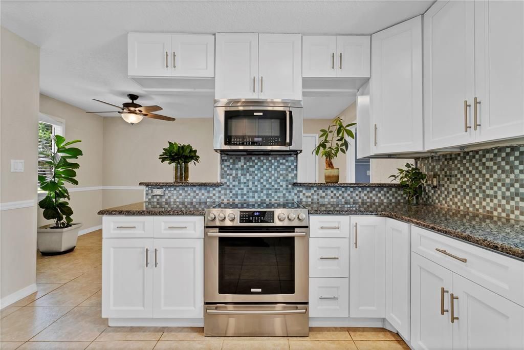 Active With Contract: $674,999 (4 beds, 2 baths, 2170 Square Feet)