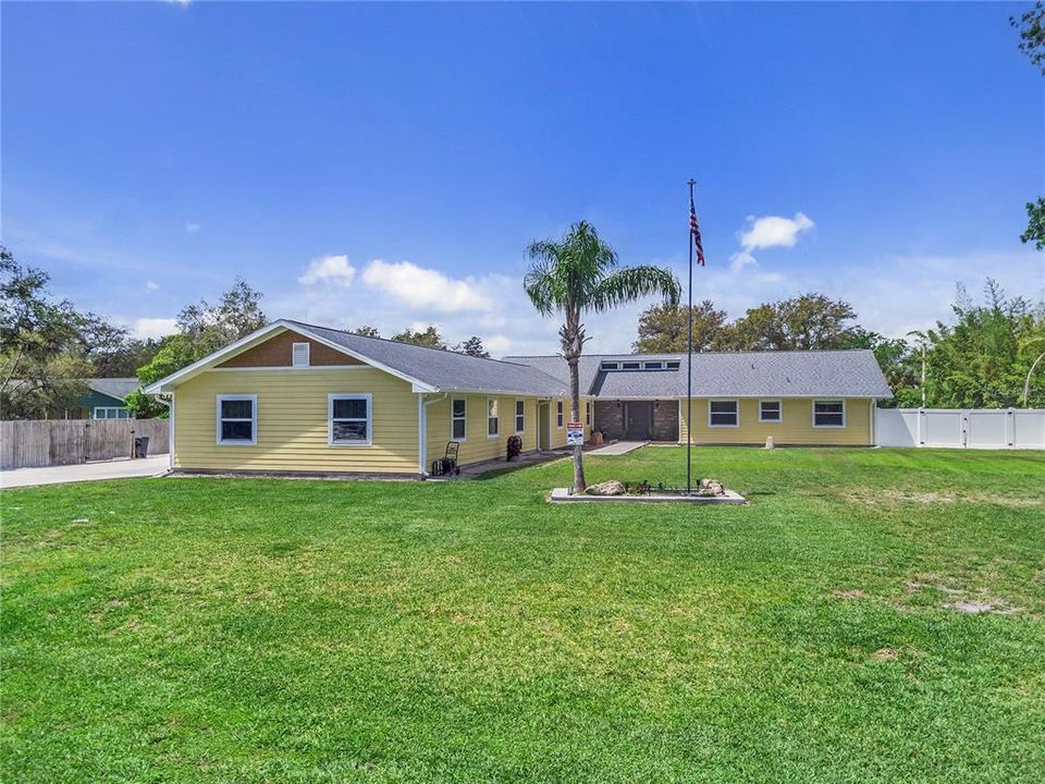 Active With Contract: $674,999 (4 beds, 2 baths, 2170 Square Feet)