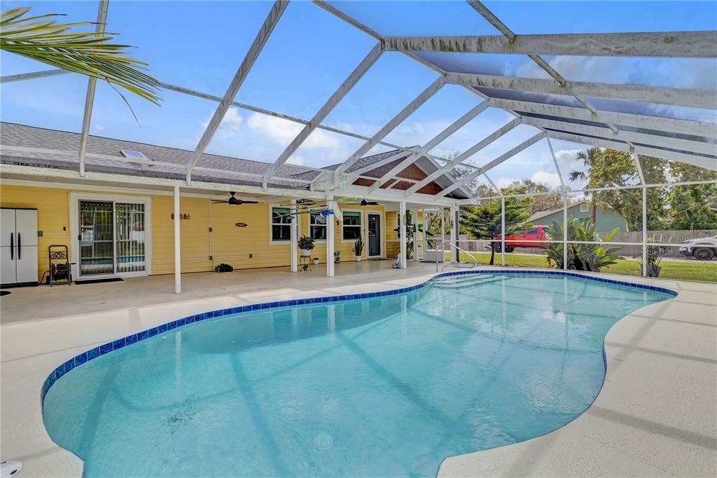 Active With Contract: $674,999 (4 beds, 2 baths, 2170 Square Feet)