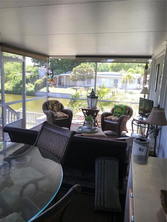 На продажу: $215,000 (2 спален, 2 ванн, 1222 Квадратных фут)