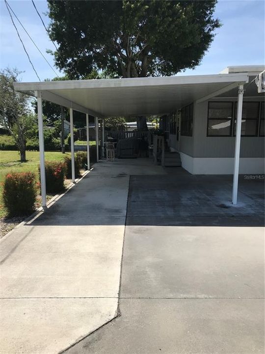 На продажу: $215,000 (2 спален, 2 ванн, 1222 Квадратных фут)