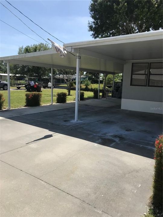 На продажу: $215,000 (2 спален, 2 ванн, 1222 Квадратных фут)